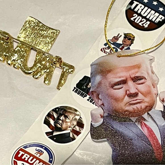 Trump PIN - BUNDLE - ORNAMENT - STICKER Gift Set New NWT Vote Election Set of 3 - Picture 5 of 6